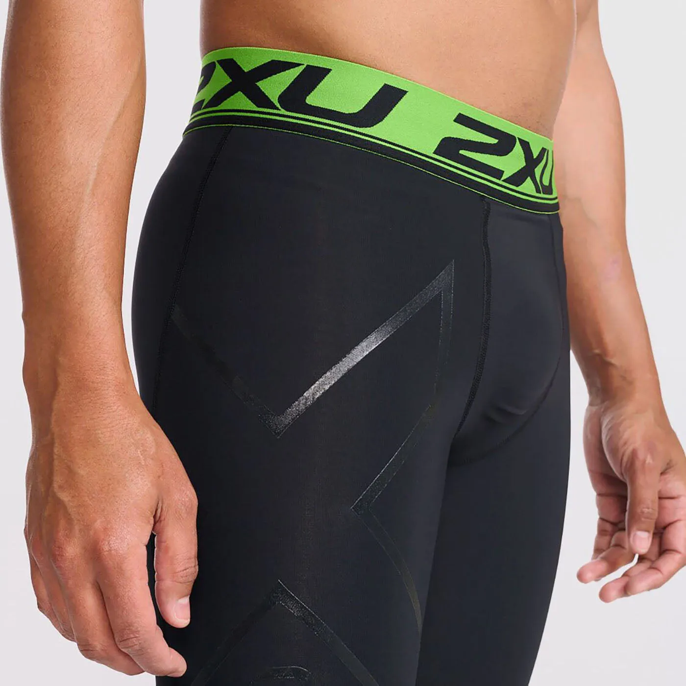 2XU - Refresh Recovery compression Tights