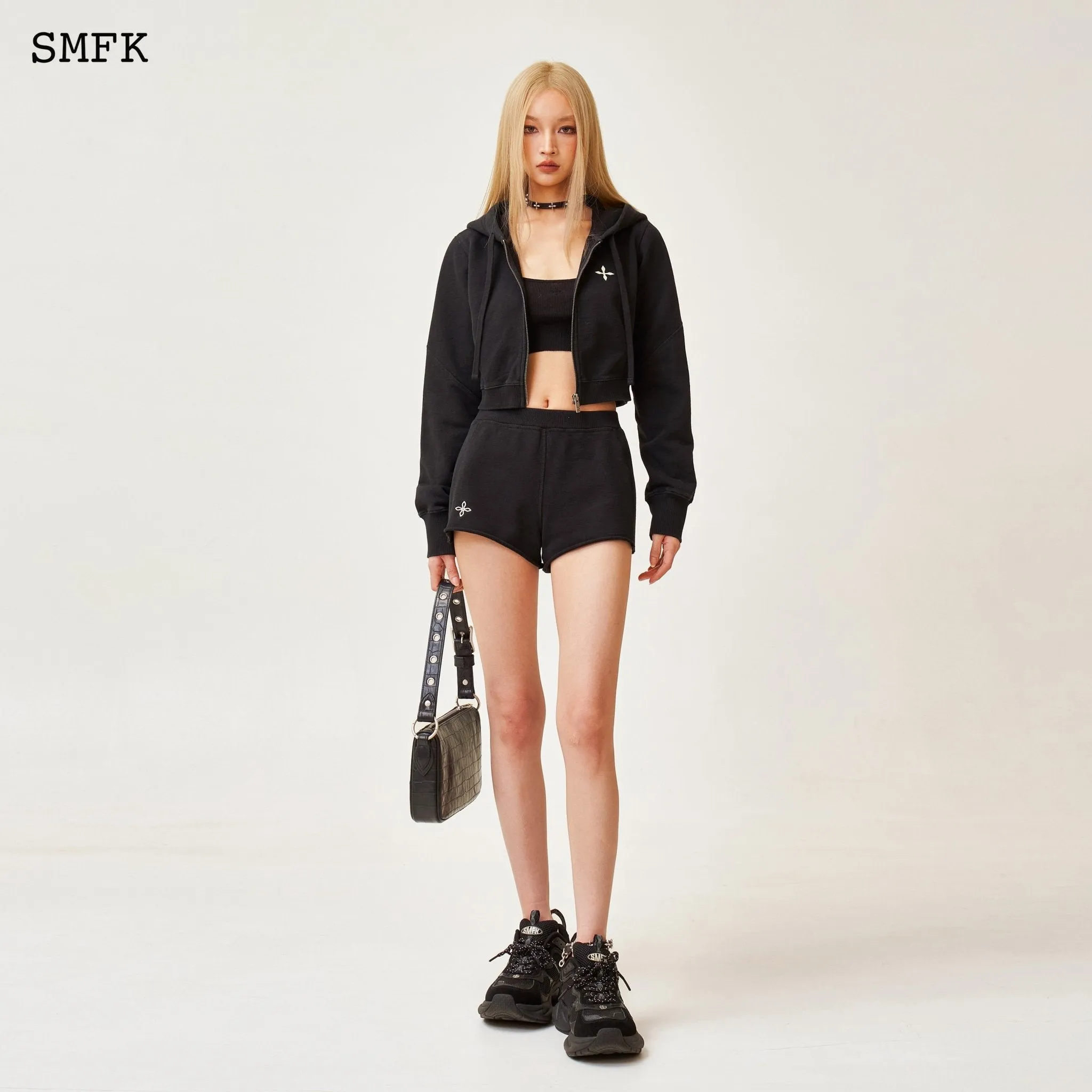 Compass Rush Short Sporty Hoodie In Black