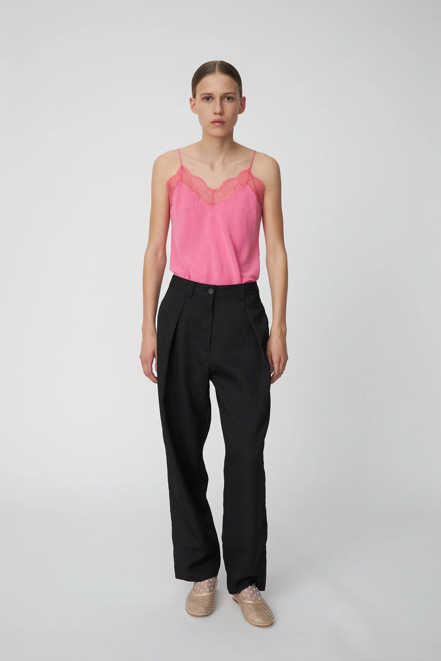 Cropped Crinkle Pants - Black