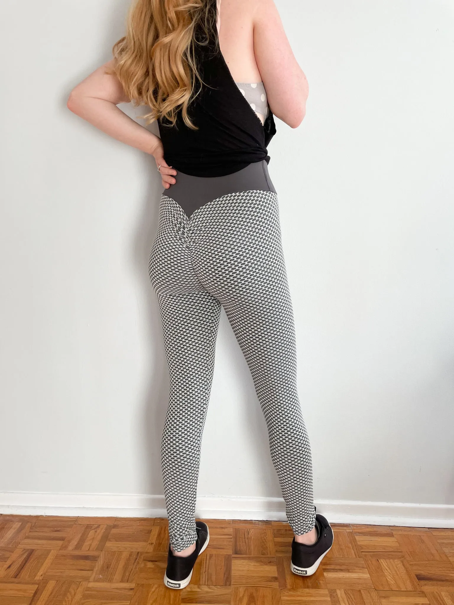 Grey White Graphic Stretch High Rise Leggings - Medium