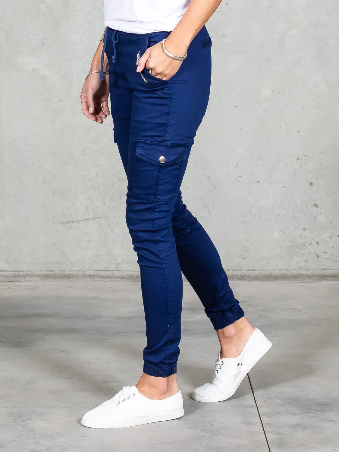 Jenni Joggers Navy *LONGER LENGTH*