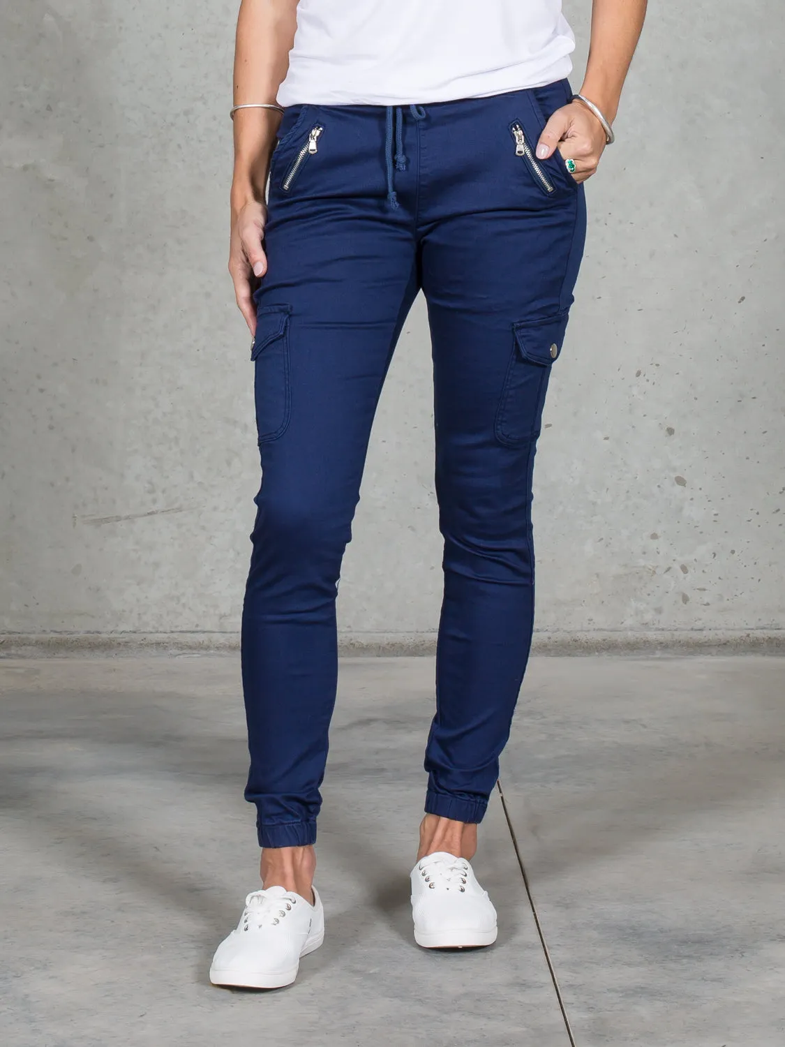 Jenni Joggers Navy *LONGER LENGTH*