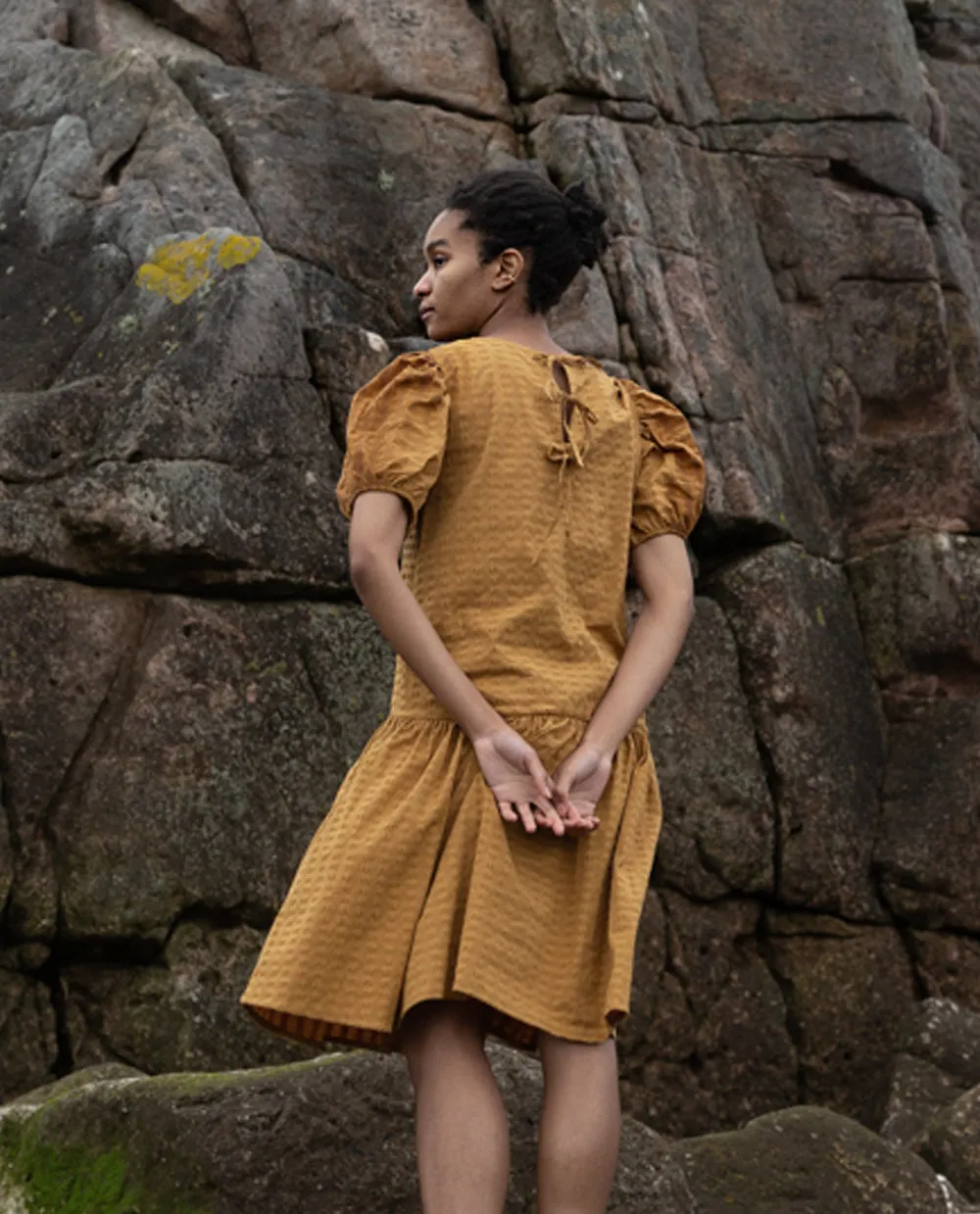 Valene Cotton Seersucker Dress In Burnt Ochre